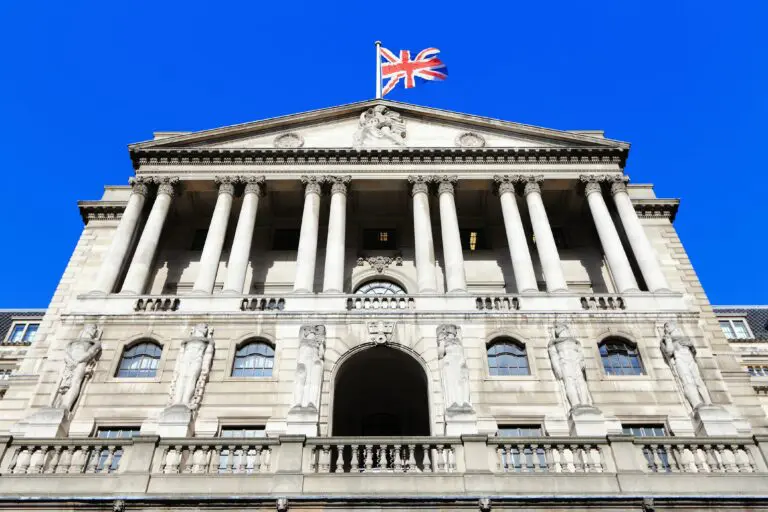 Exploring the Impacts of Rising Interest Rates on Private Equity.